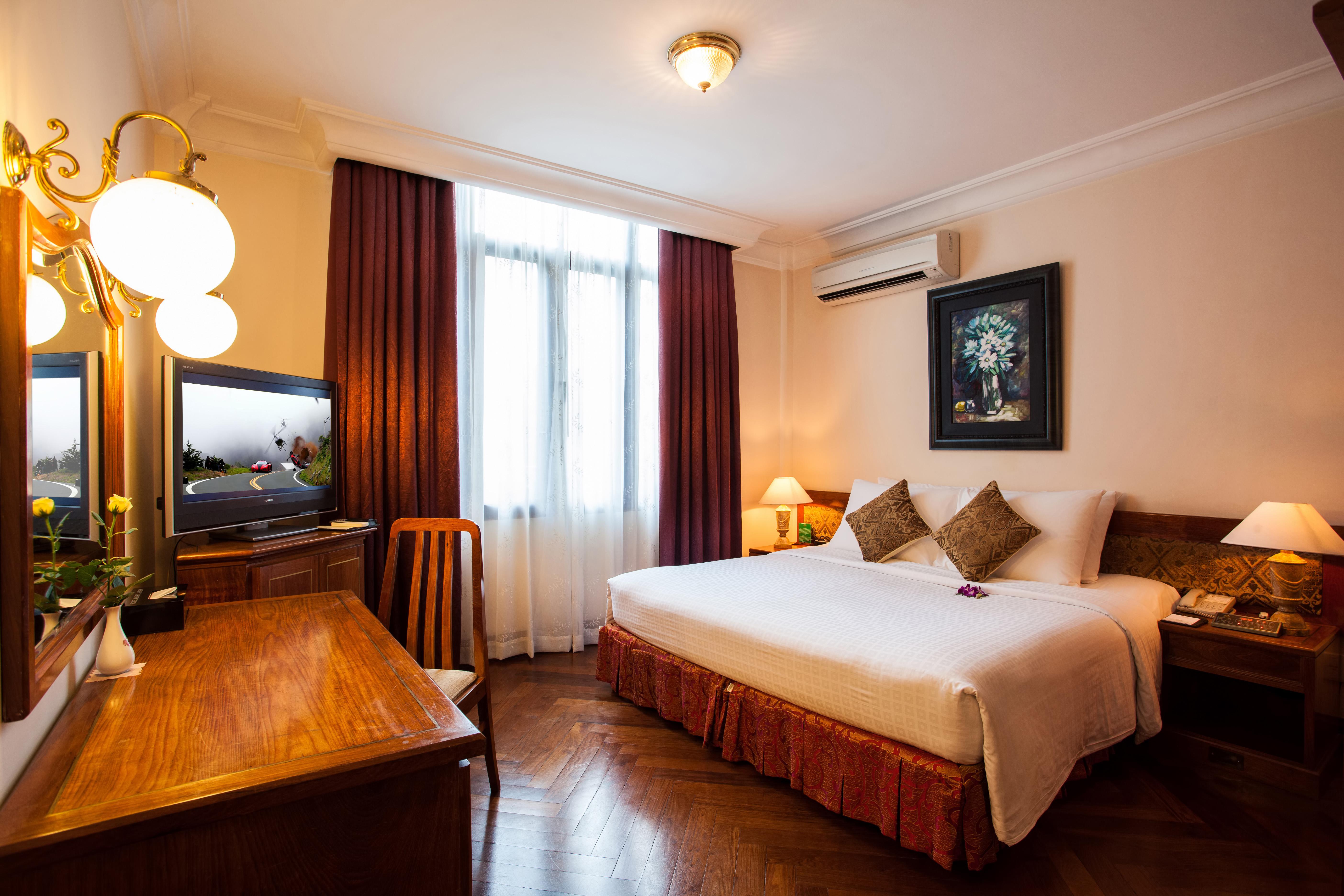 Majestic Saigon Khách sạn 5*