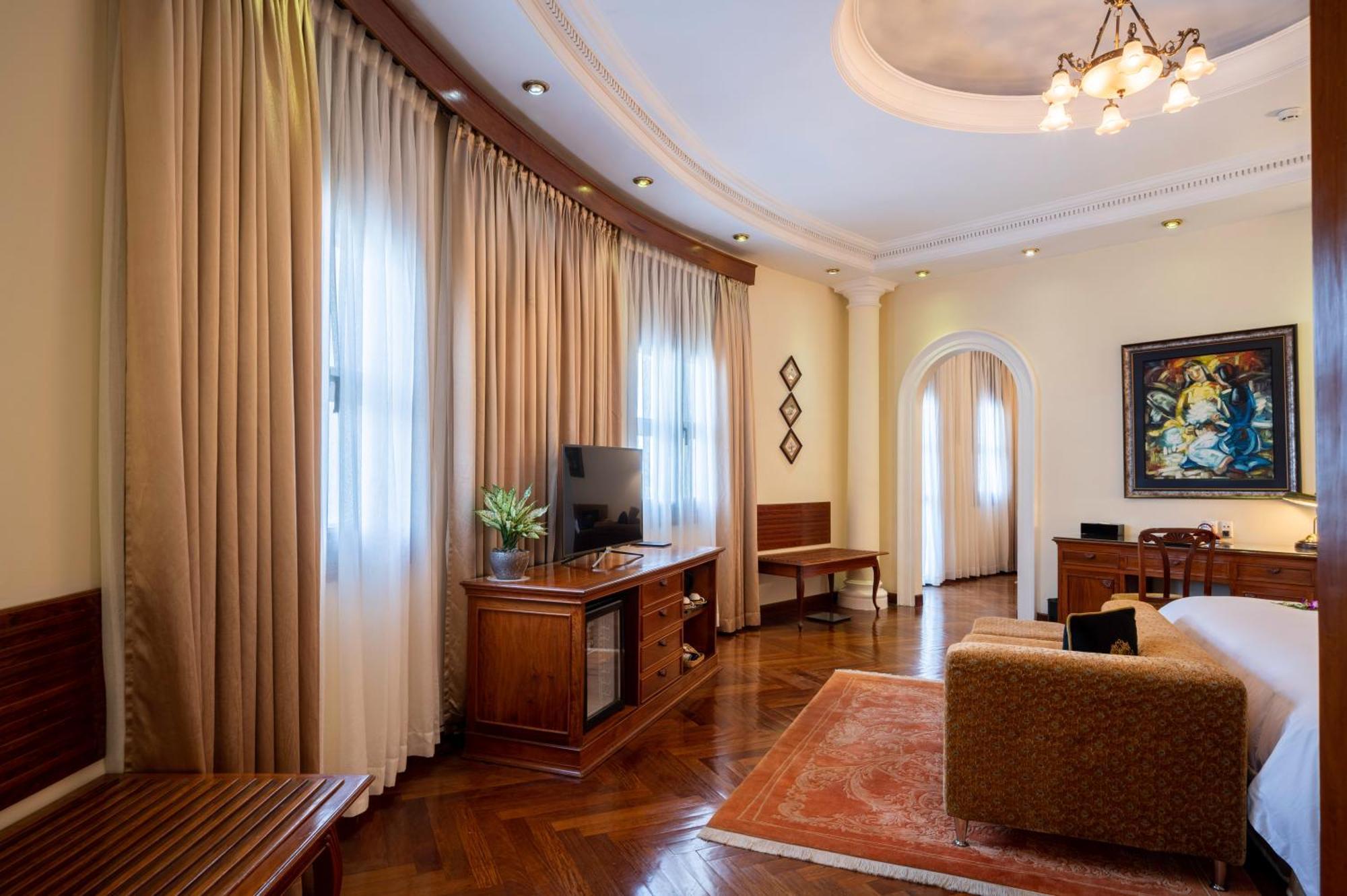Khách sạn Majestic Saigon TP. Hồ Chí Minh