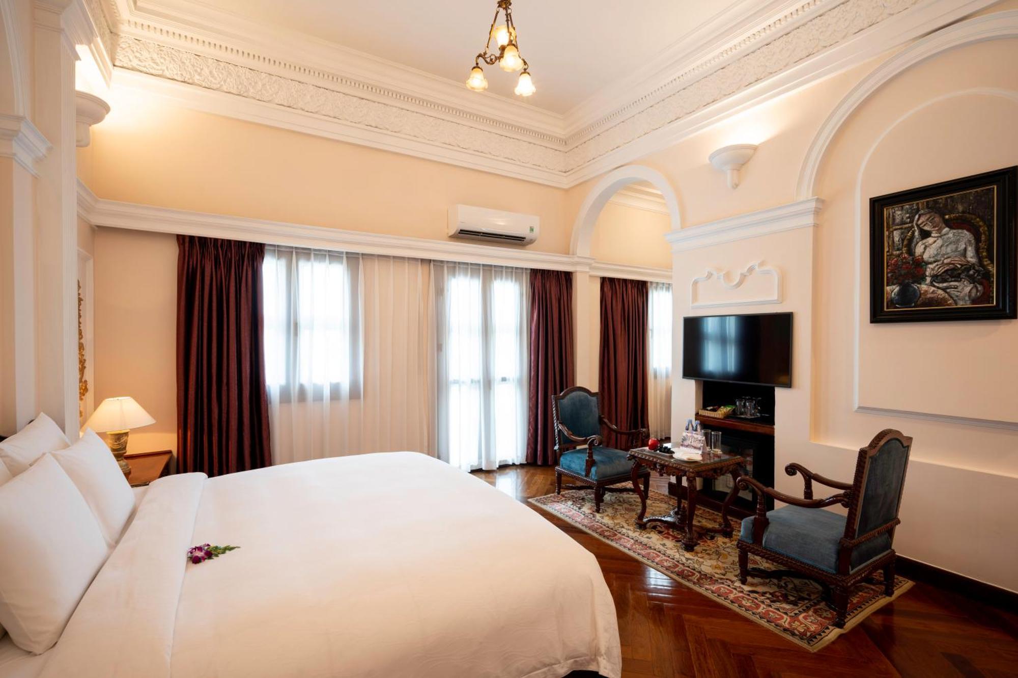 Majestic Saigon Khách sạn