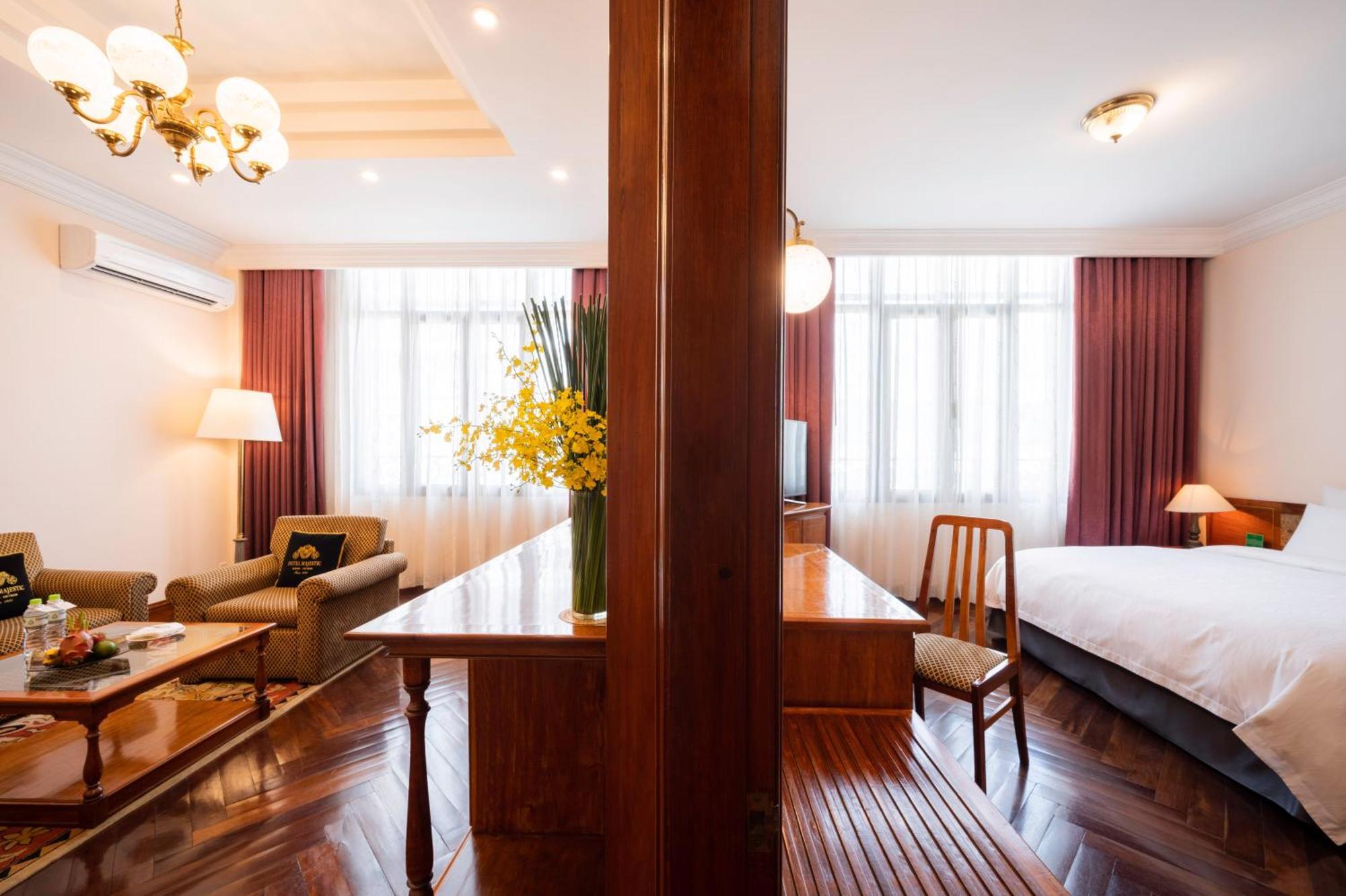 Khách sạn Majestic Saigon TP. Hồ Chí Minh