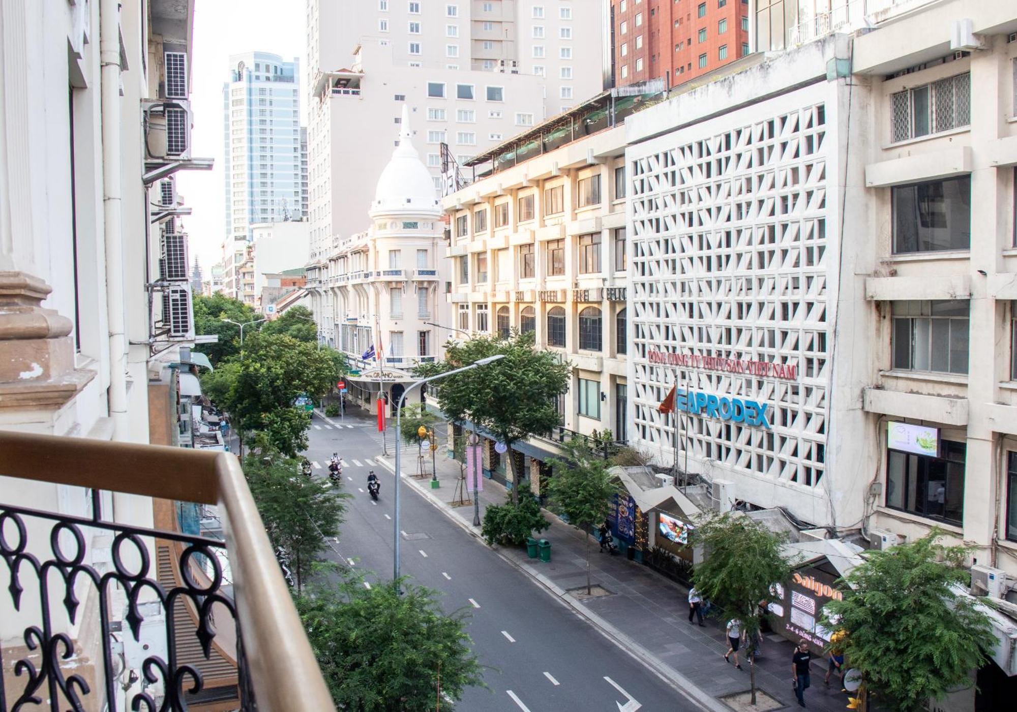 Khách sạn Majestic Saigon 5*